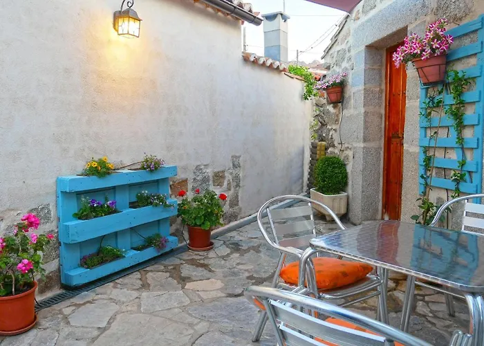 El Berrueco 컨트리하우스 *